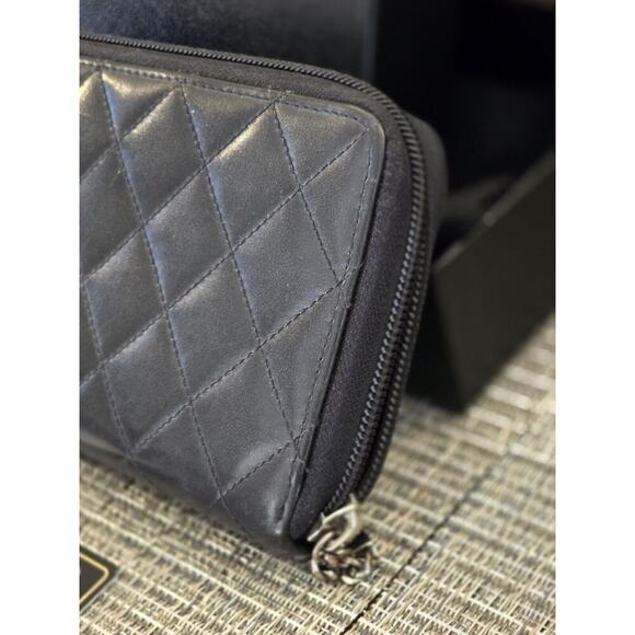 CHANEL CC Cambon Long Zipper Bifold Wallet Patent Leather Black SHW - Picture 2 of 13